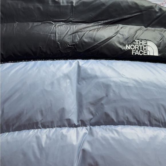 The North Face Women's Black and Lavender Puffer Jacket - Picture 9 of 12